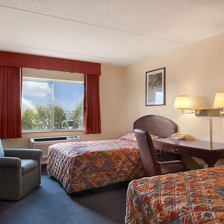 Super 8 by Wyndham Manchester Airport Zimmer foto